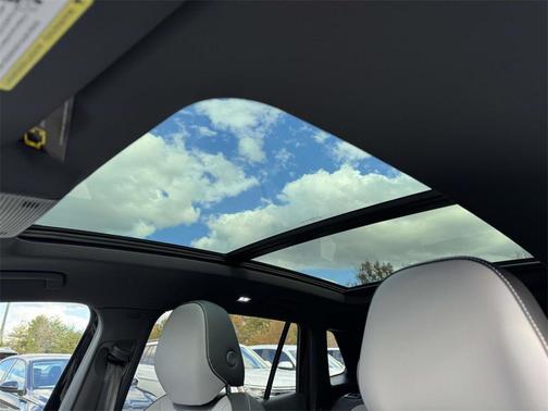 2026 Volkswagen Tiguan 2.0T SE R-Line Black 4MOTION