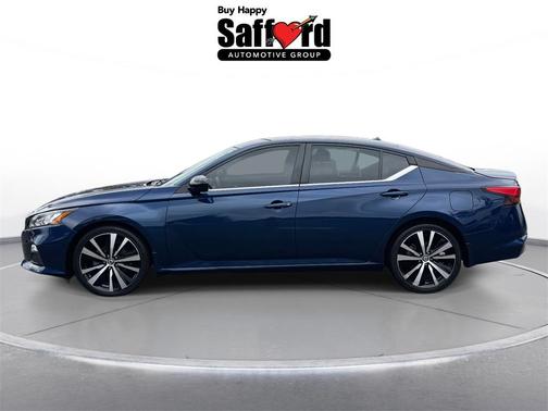 2021 Nissan Altima SR FWD