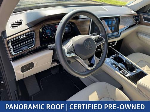 Deep Black Pearl Effect 2024 Volkswagen Atlas 2.0T SE