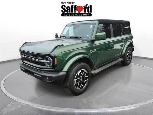 2024 Ford Bronco Outer Banks