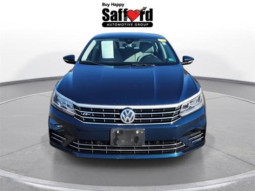 2019 Volkswagen Passat 2.0T R-Line