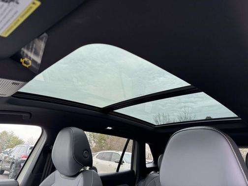 2026 Volkswagen Tiguan 2.0T SE R-Line Black 4MOTION