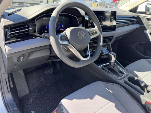 2026 Volkswagen Jetta 1.4T SE
