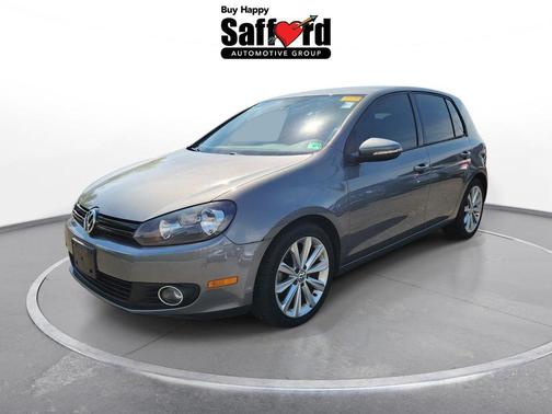United Gray Metallic 2014 Volkswagen Golf TDI