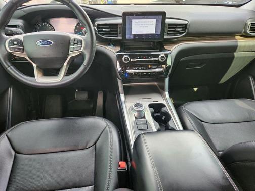 RAPID RED MET TINTED CC 2021 Ford Explorer Limited