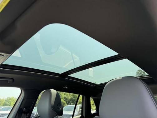 2025 Volkswagen Tiguan 2.0T SE R-Line Black 4MOTION