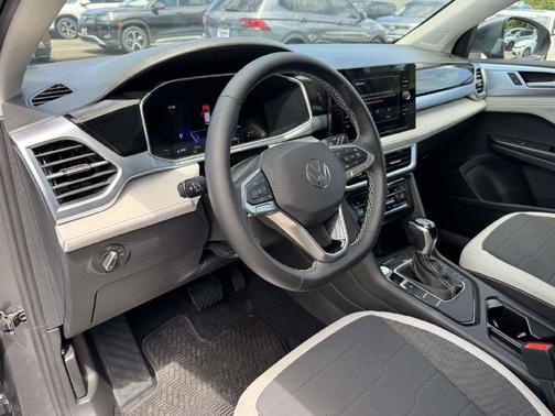 Platinum Gray Metallic 2026 Volkswagen Taos 1.5T SE