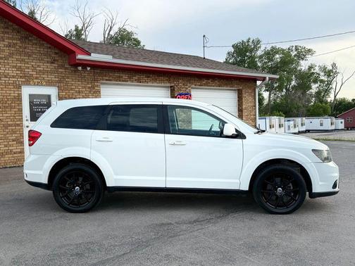 Vice White 2019 Dodge Journey GT