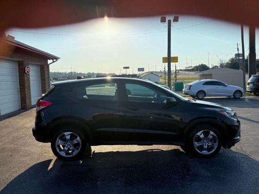 2021 Honda HR-V LX