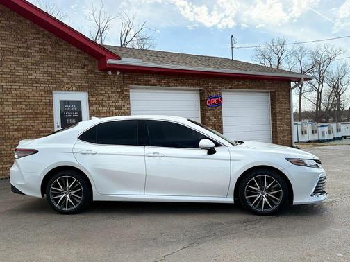 2022 Toyota Camry XLE