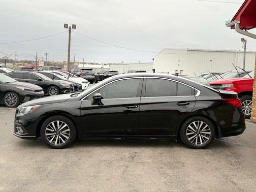 2018 Subaru Legacy Premium