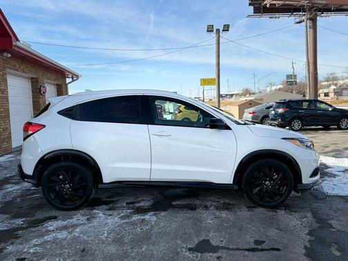 2021 Honda HR-V AWD Sport