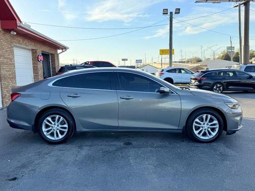 2017 Chevrolet Malibu 1LT
