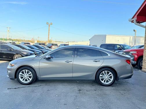 2017 Chevrolet Malibu 1LT