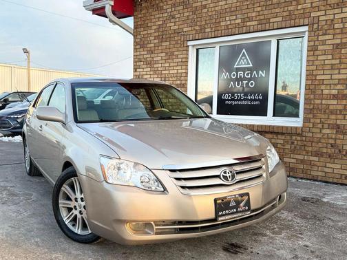 2005 Toyota Avalon Limited