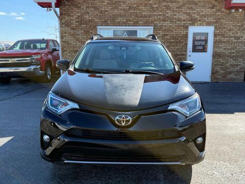 2018 Toyota RAV4 Adventure