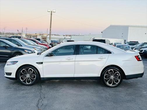 2015 Ford Taurus SHO