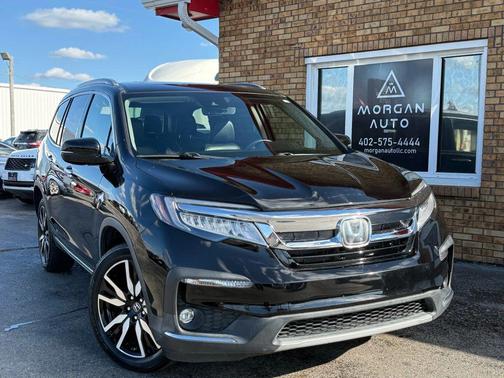 2019 Honda Pilot Touring 8-Passenger