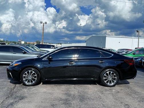2016 Toyota Avalon XLE Plus
