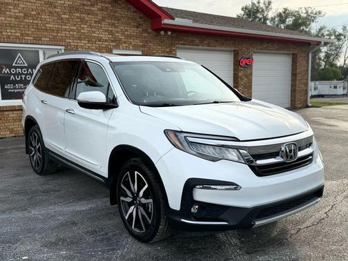 2020 Honda Pilot Touring 8-Passenger