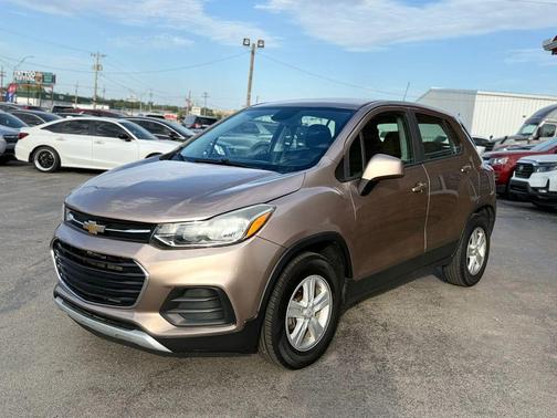 Sandy Ridge Metallic 2018 Chevrolet Trax LS