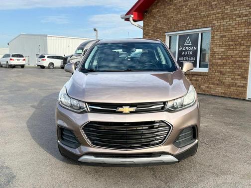 Sandy Ridge Metallic 2018 Chevrolet Trax LS