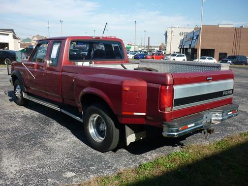 1996 Ford F-350 XL SuperCab DRW