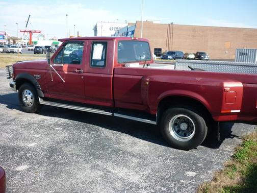 1996 Ford F-350 XL SuperCab DRW