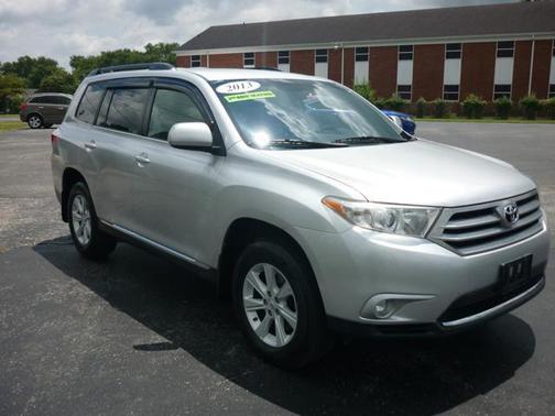 2013 Toyota Highlander SE