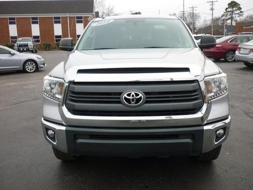 2014 Toyota Tundra SR5