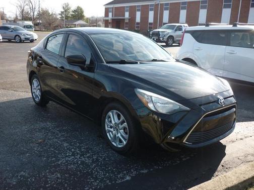 2017 Toyota Yaris iA Base