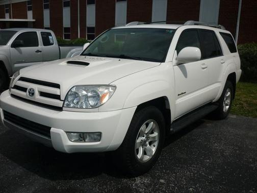 Natural White 2004 Toyota 4Runner SR5 Sport