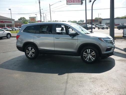 Modern Steel Metallic 2018 Honda Pilot EX