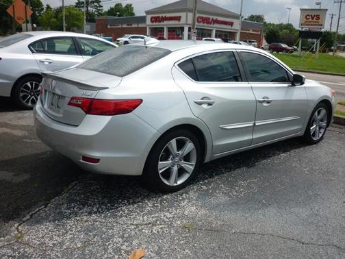 Silver 2014 Acura ILX 2.0L Technology