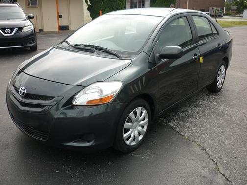 2008 Toyota Yaris Base