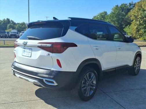 2021 Kia Seltos S