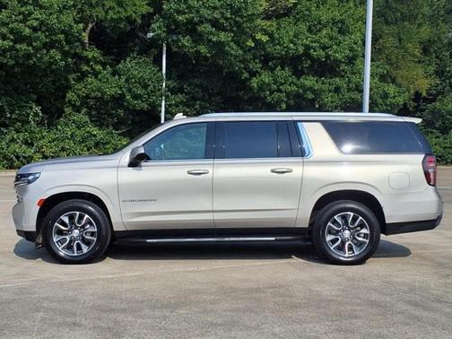2021 Chevrolet Suburban LT