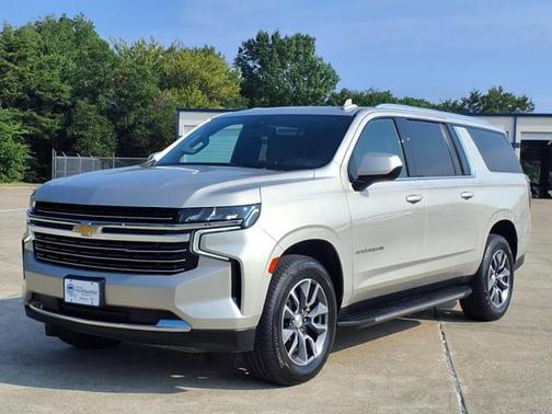 2021 Chevrolet Suburban LT