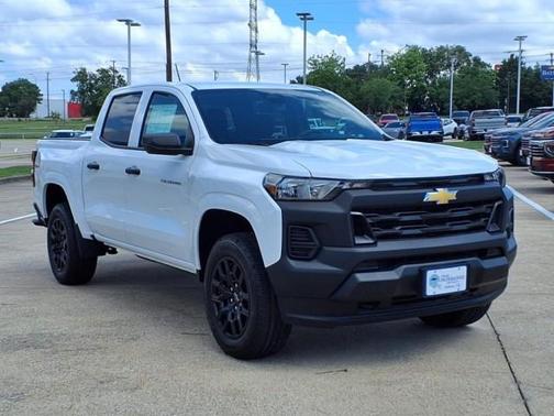 2025 Chevrolet Colorado WT