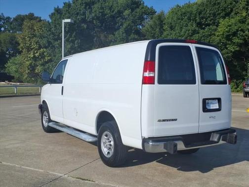 2024 Chevrolet Express 2500 RWD 2500 Regular Wheelbase WT