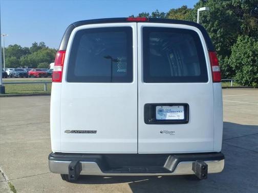 2024 Chevrolet Express 2500 RWD 2500 Regular Wheelbase WT