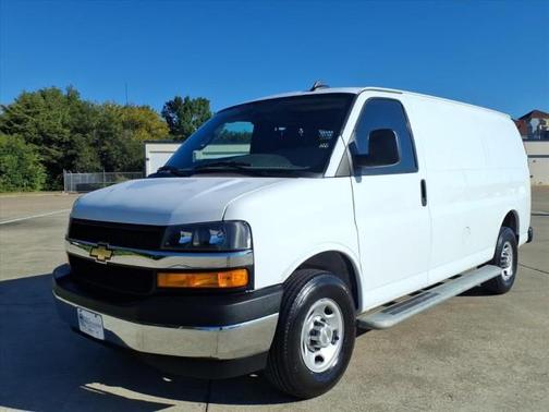 2024 Chevrolet Express 2500 RWD 2500 Regular Wheelbase WT
