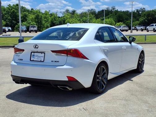 2019 Lexus IS 300 Base
