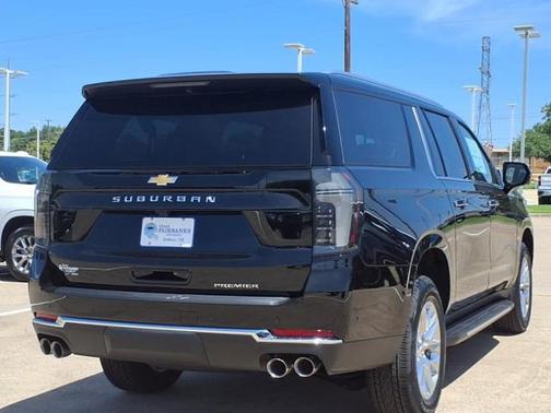 2025 Chevrolet Suburban Premier