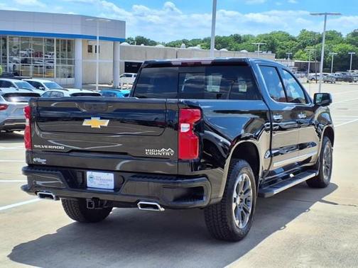 2025 Chevrolet Silverado 1500 High Country