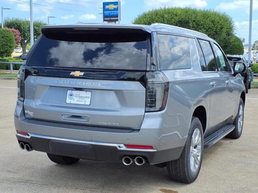 2025 Chevrolet Suburban Premier