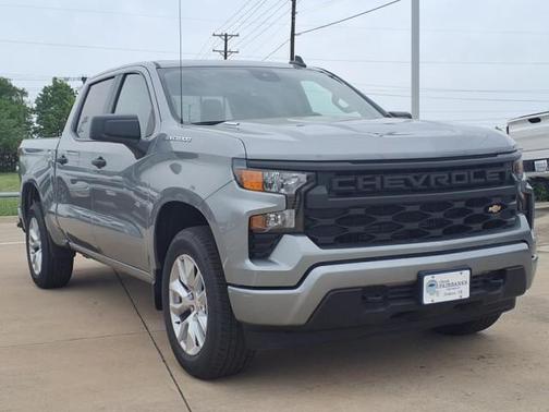 2025 Chevrolet Silverado 1500 Custom