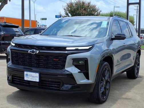 2025 Chevrolet Traverse RS