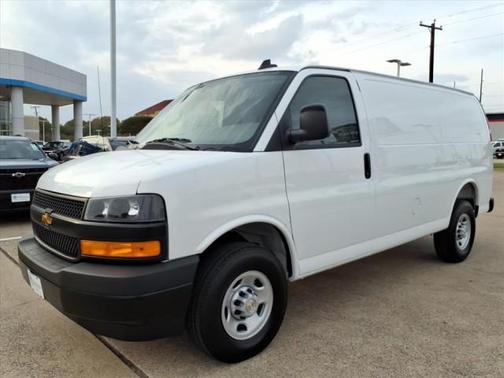 2025 Chevrolet Express 3500 RWD 3500 Regular Wheelbase WT