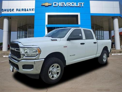 2021 RAM 2500 Tradesman Crew Cab 4x4 6'4' Box